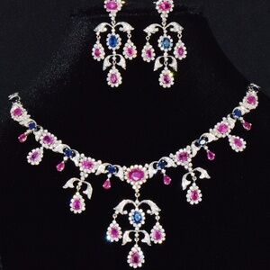 CERTIFIED NATURAL 31CTS DIAMOND RUBY SAPPHIRE 18K GOLD NECKLACE EARRINGS SET